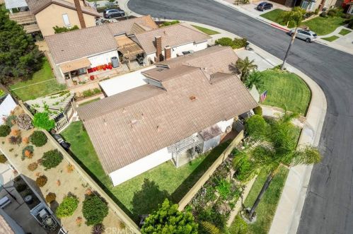 260 Brookside Ct, Anaheim CA  92808-1204 exterior