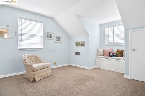 1320 Sherwood Dr, Concord CA  94521-3350 exterior