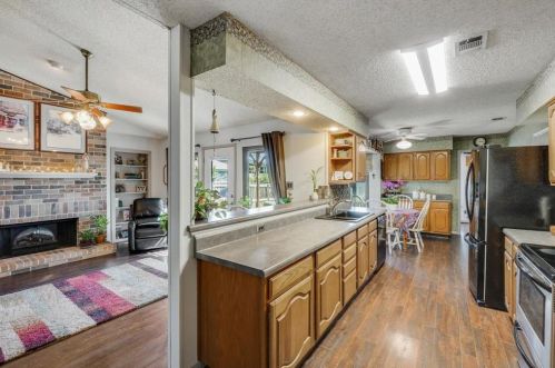 7026 Christina Ln, Garland TX 75043-6619 exterior