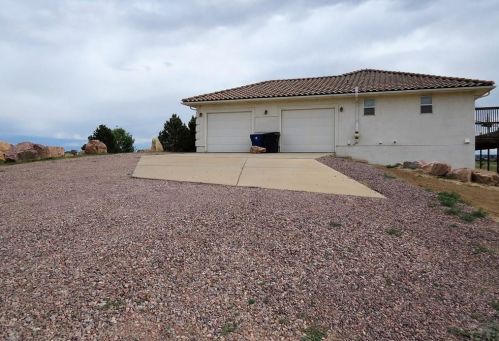 761 Avenida Del Oro, Pueblo, CO 81007-3277