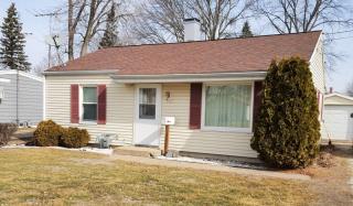 1915 Robertson Ave, Galesburg, IL 61401-6441