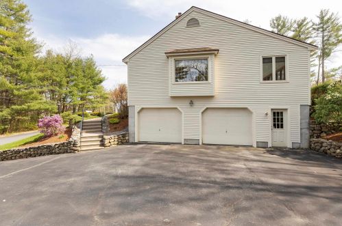 44 Pemberton Rd, Nashua, NH 03063-2918