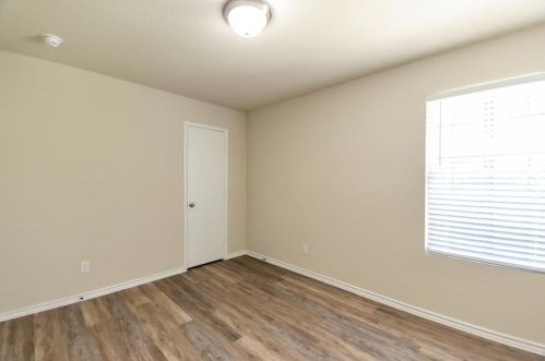 5910 Bonnell Ave, Fort Worth TX  76107-6623 exterior