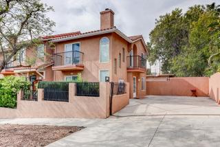 4049 Cumberland Ave, Los Angeles CA  90027-1507 exterior