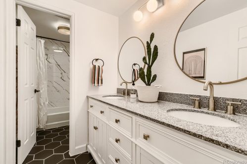 7178 Magnolia Cir, Englewood CO exterior