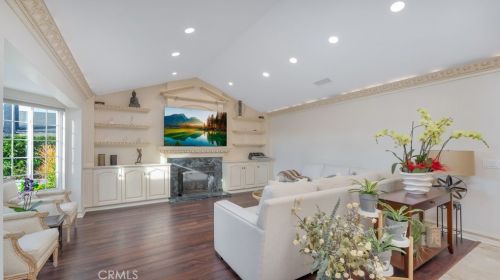 10915 El Coco Cir, Santa Ana CA  92708-5316 exterior