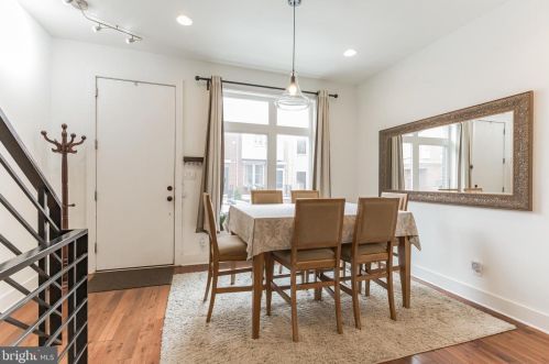 1530 4th St, Philadelphia PA  19147-6531 exterior