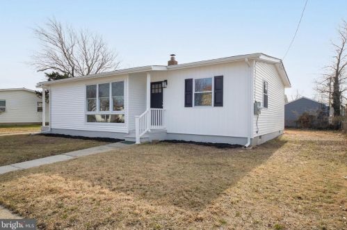 1824 Arkansas Ave, Atlantic City, NJ 08401-1502