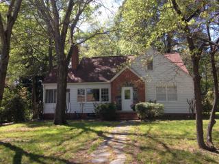 2209 Alabama Ave, Durham, NC 27705-3149