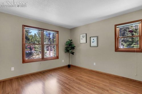 2720 Sunnywood Ave, Woodland Park CO 80863-9401 exterior