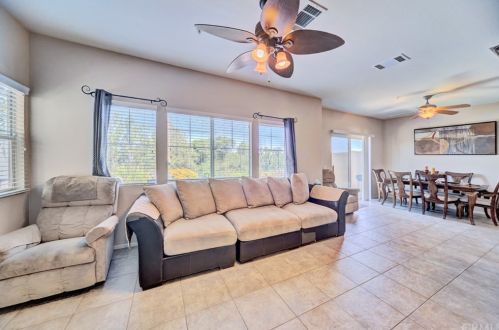 33464 Winston Way, Temecula, CA 92592-4398
