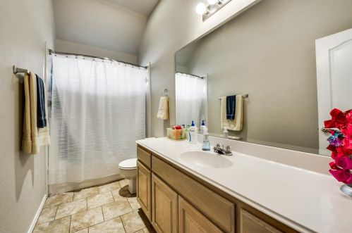 9104 Tyne Trl, Fort Worth TX  76118-7313 exterior