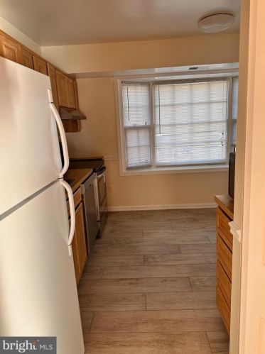 6334 Fenestra Ct, Springfield, VA 22015-3539