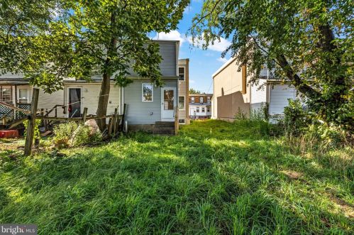 24 Adella Ave, Trenton NJ  08609-2002 exterior