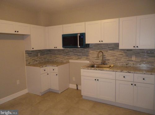 1605 Mount Ephraim Ave, Camden NJ  08104-1634 exterior