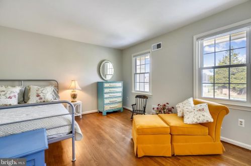 13726 Middlevale Ln, Silver Spring MD 20906-2116 exterior