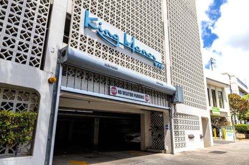 818 King St, Honolulu HI  96813-3003 exterior