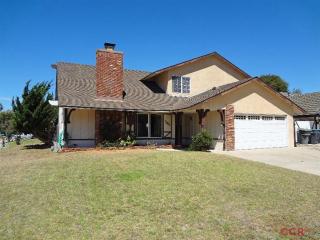 1801 Somerset Ct, Lompoc, CA 93436-7138
