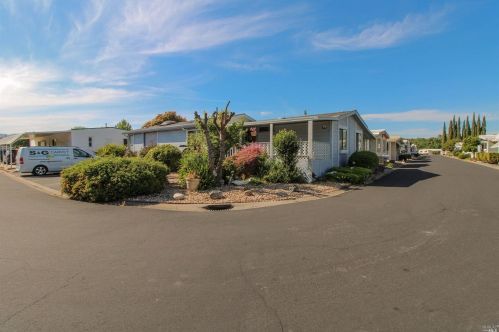 1597 Alamo Ln, Vacaville, CA 95687-6517