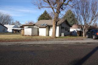 1108 Prosser Ave, Prosser, WA 99350-1369