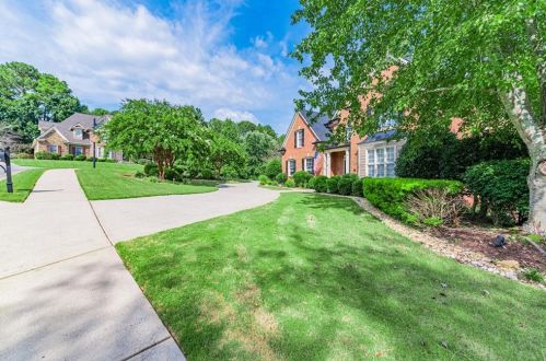 101 Downing Creek Ct, Holly Springs, GA 30114-6538