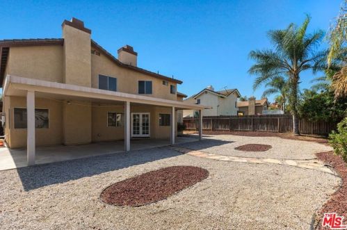 9193 Middlefield Dr, Riverside CA  92508-6258 exterior
