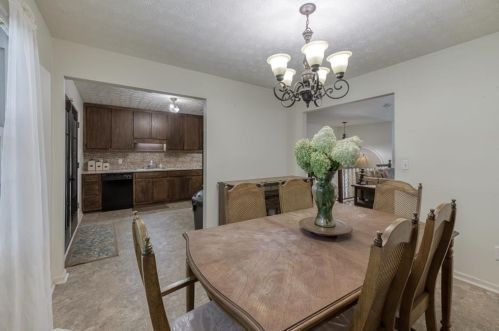 359 Saddle Trl, Jefferson GA  30549-4490 exterior