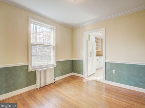 12500 Meadowood Dr, Silver Spring MD 20904-2928 exterior