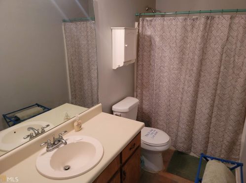 119 Oak Cir, Stockbridge GA 30281-3345 exterior