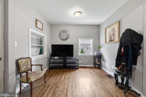 435 Hunt Ave, Trenton NJ  08610-4920 exterior