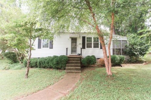 220 Arlington St, Lynchburg, VA 24503-2632