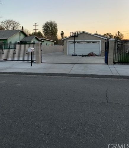 5532 Molino Way, Riverside, CA 92509-6723