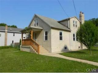 2264 Easton Rd, Bethlehem, PA 18015-5920