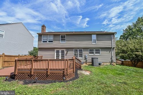 8407 Paige Glen Ave, Springfield VA  22152-3543 exterior
