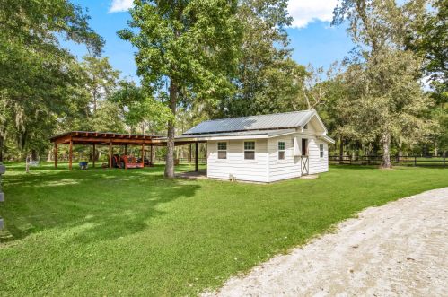 5435 John Mack Ln, Wadmalaw Is SC  29487-7122 exterior