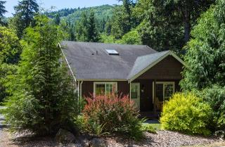 78 Honeycomb Ln, Bellingham, WA 98229-7861