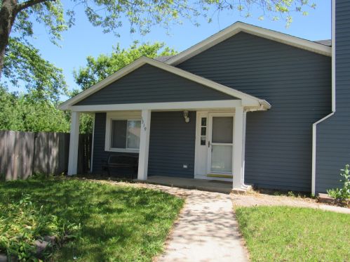 1319 Chattanooga Trl, Carol Stream IL  60188-9015 exterior