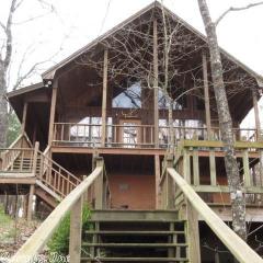 148 Riverbend Dr, Clinton, AR 72031-8725