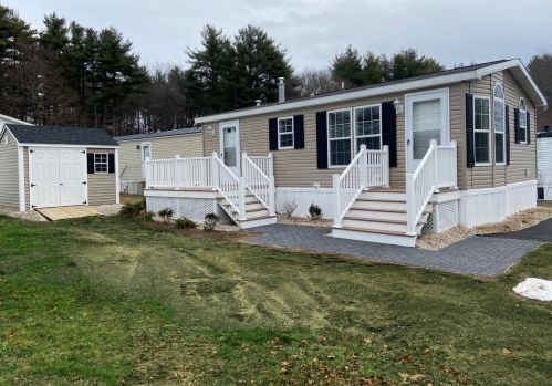 19 Desfosses Ave, Portsmouth, NH 03801-2020