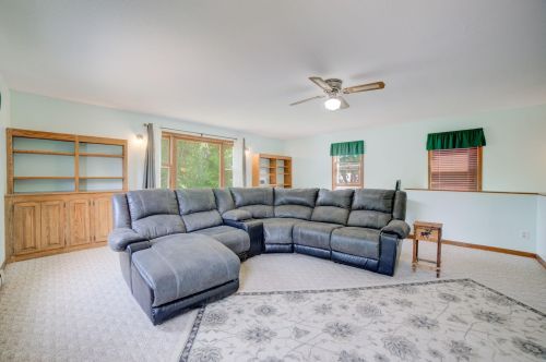 890 5th St, Dassel, MN 55325-1011