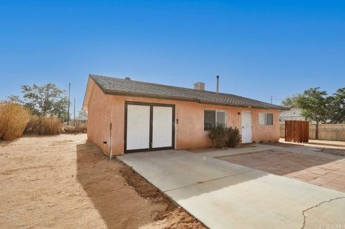18506 Greening St, El Mirage, CA 92301-1544