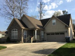 1986 Plymouth St, Chattanooga, TN 37421-3292