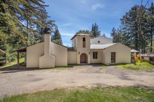 22905 Schulties Rd, Los Gatos, CA 95033-8708