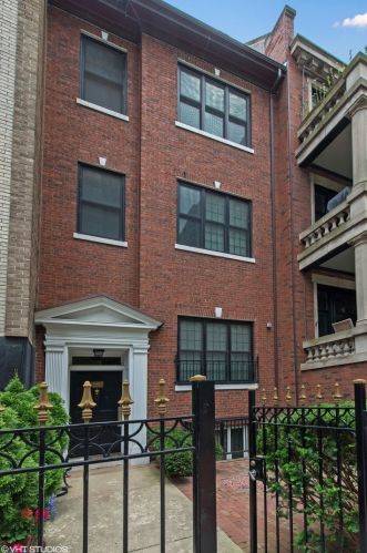 1415 State Pkwy, Chicago, IL 60610-1503