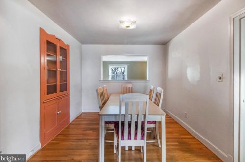 2306 Darrow St, Silver Spring MD 20902-4918 exterior