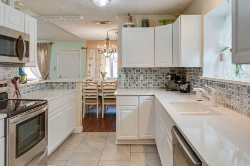 6401 Peggy Dr, Fort Worth TX  76133-4429 exterior