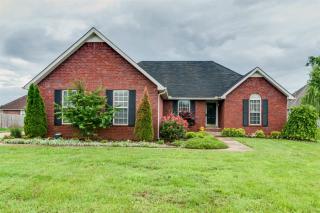 2522 English Hill Dr, Murfreesboro, TN 37130-1432