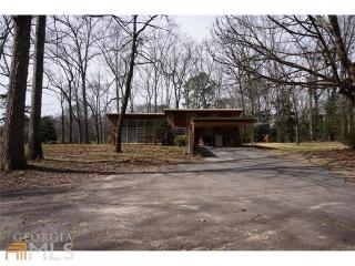1064 Eastview Rd, Conyers, GA 30012-4514