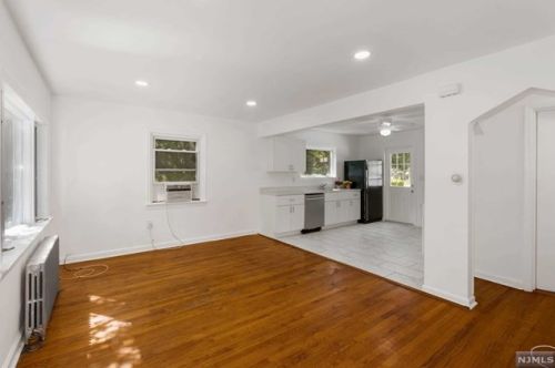 336 Eastside Ave, Ridgewood NJ  07450-5331 exterior