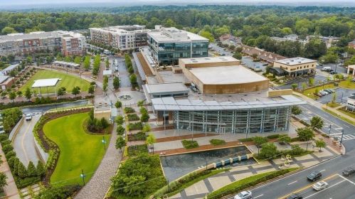 205 Embassy Ct, Atlanta GA  30328-4854 exterior